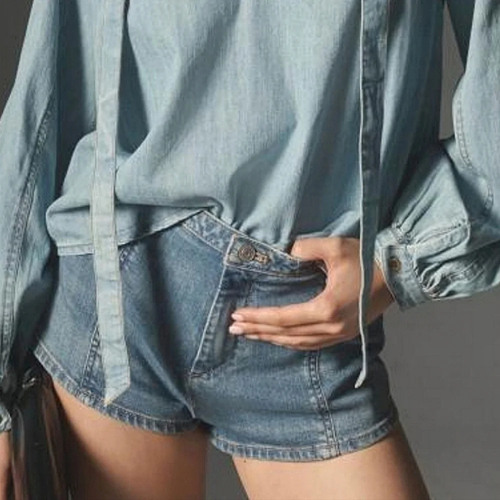 NWT Anthropologie Pilcro Low Rise Denim Micro Jean Shorts Cheeky Hot Pants 29